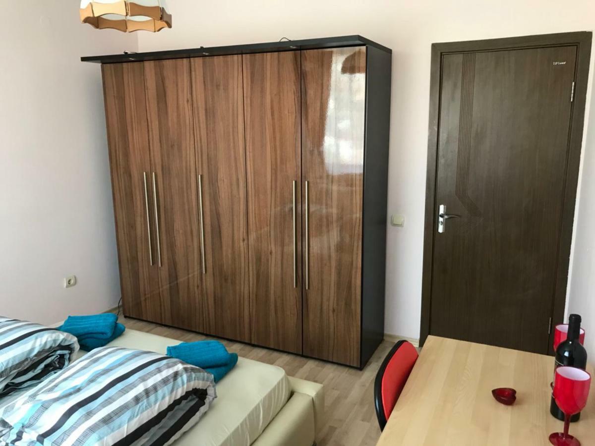 Апартамент Боряна Plovdiv Buitenkant foto